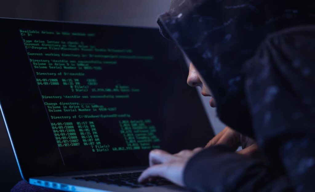 Google warns stolen Android keys used to sign info-stealing malware