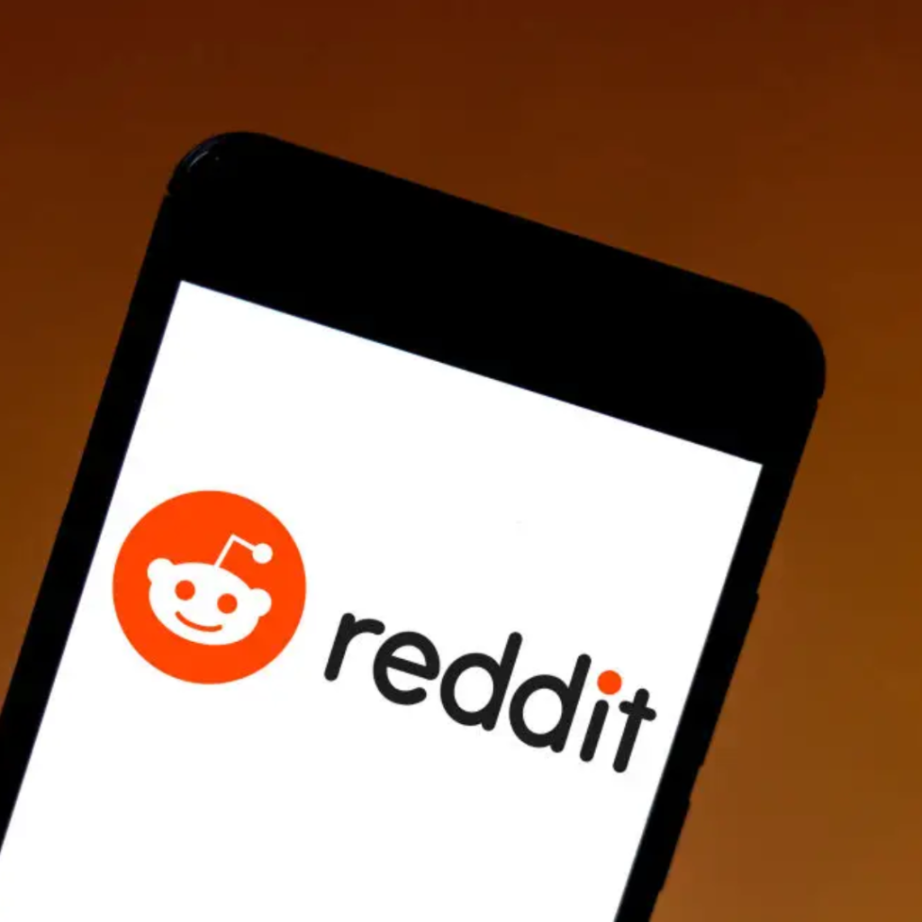 Reddit testing Discord-like chat