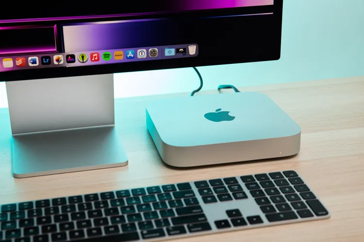 Apple USB-A port